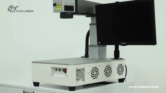 Machine portative de gravure de marquage de laser de fibre de mise au point automatique pour l'impression de logo en plastique de métal de bijoux imprimante de marque de cas de téléphone portable 20W 30W 50W
